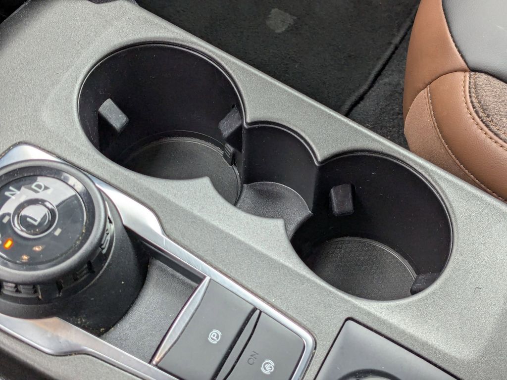 Thumbnail: 2025 Ford Bronco Sport - 25