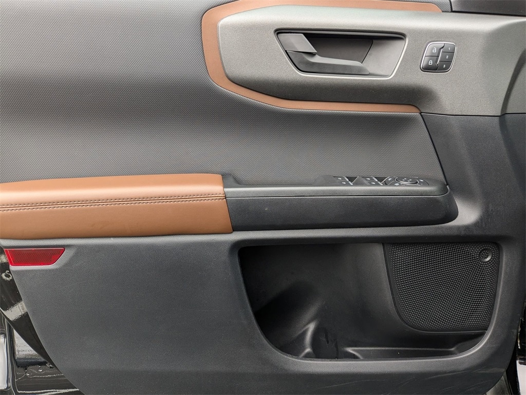 Thumbnail: 2025 Ford Bronco Sport - 13