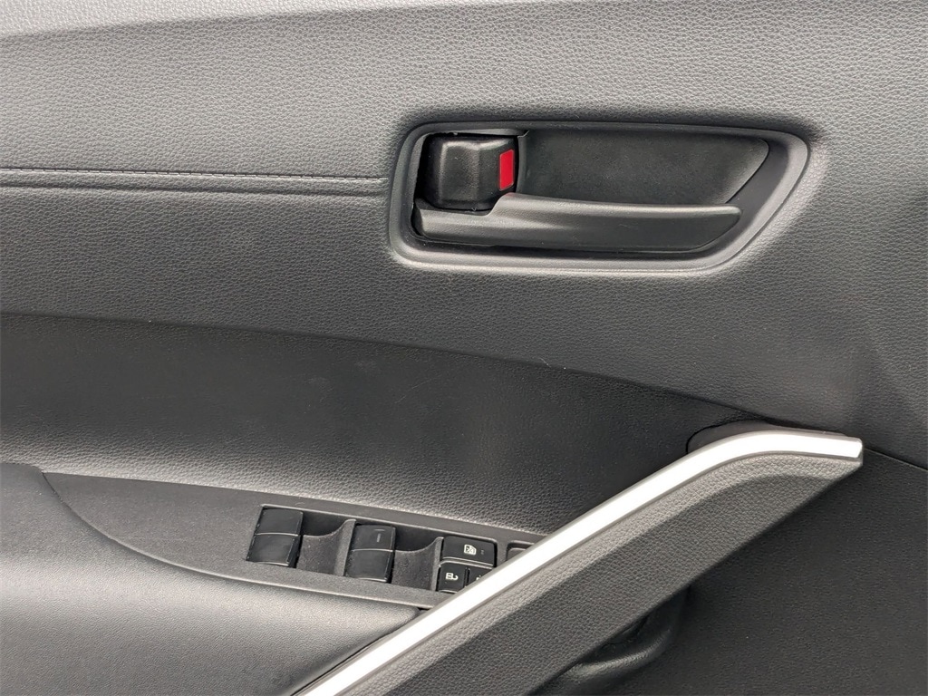 Thumbnail: 2024 Toyota Corolla Cross - 14