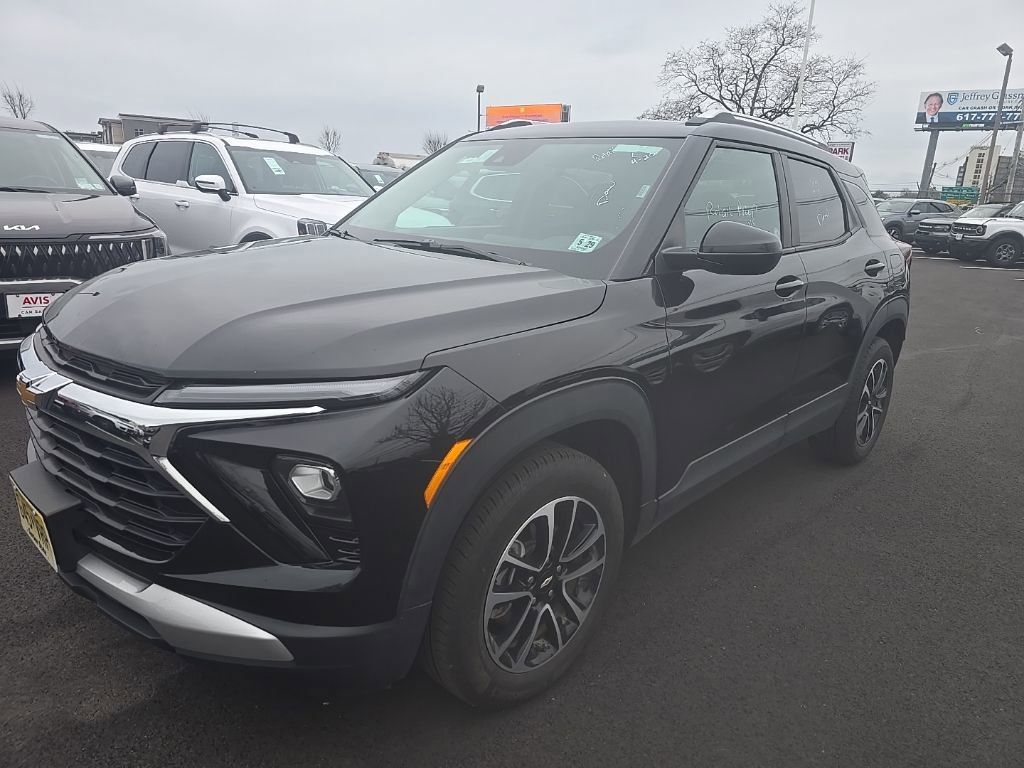 Thumbnail: 2025 Chevrolet TrailBlazer - 1