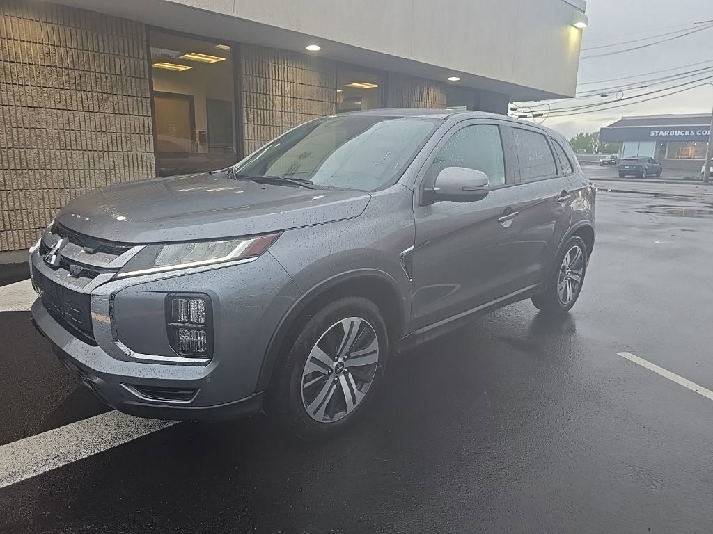 2025 Mitsubishi Outlander Sport's photo
