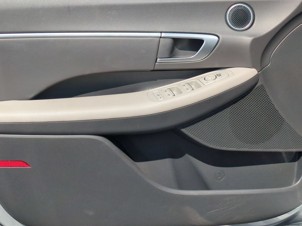 Thumbnail: 2025 Hyundai Sonata - 11