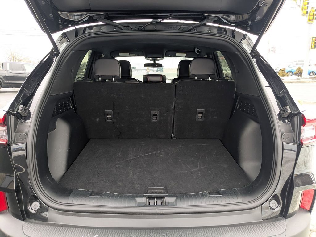 Thumbnail: 2025 Ford Escape - 32