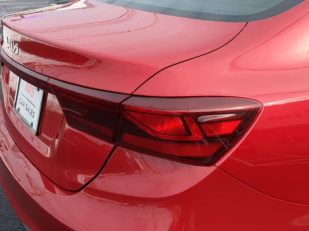 Thumbnail: 2024 Kia Forte - 13