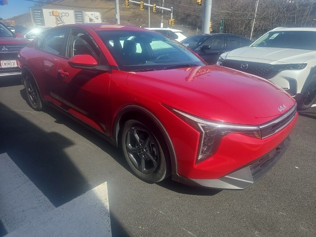 Certified 2025 Kia K4 LXS Sedan