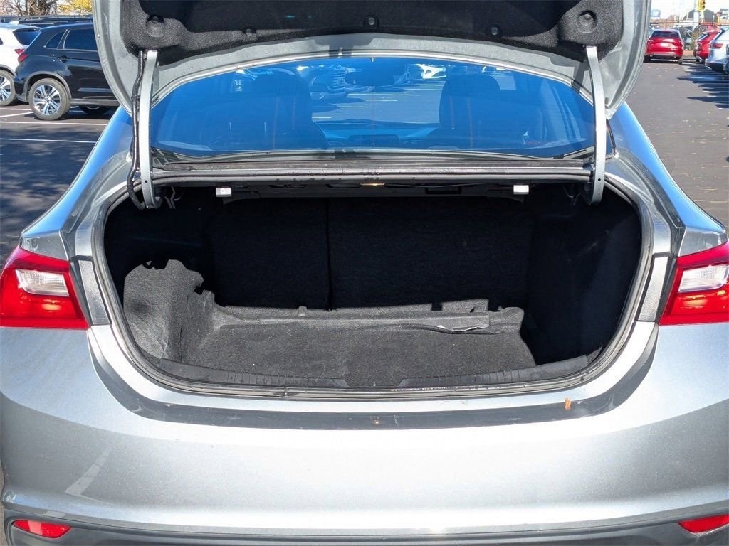 Thumbnail: 2023 Chevrolet Malibu - 37