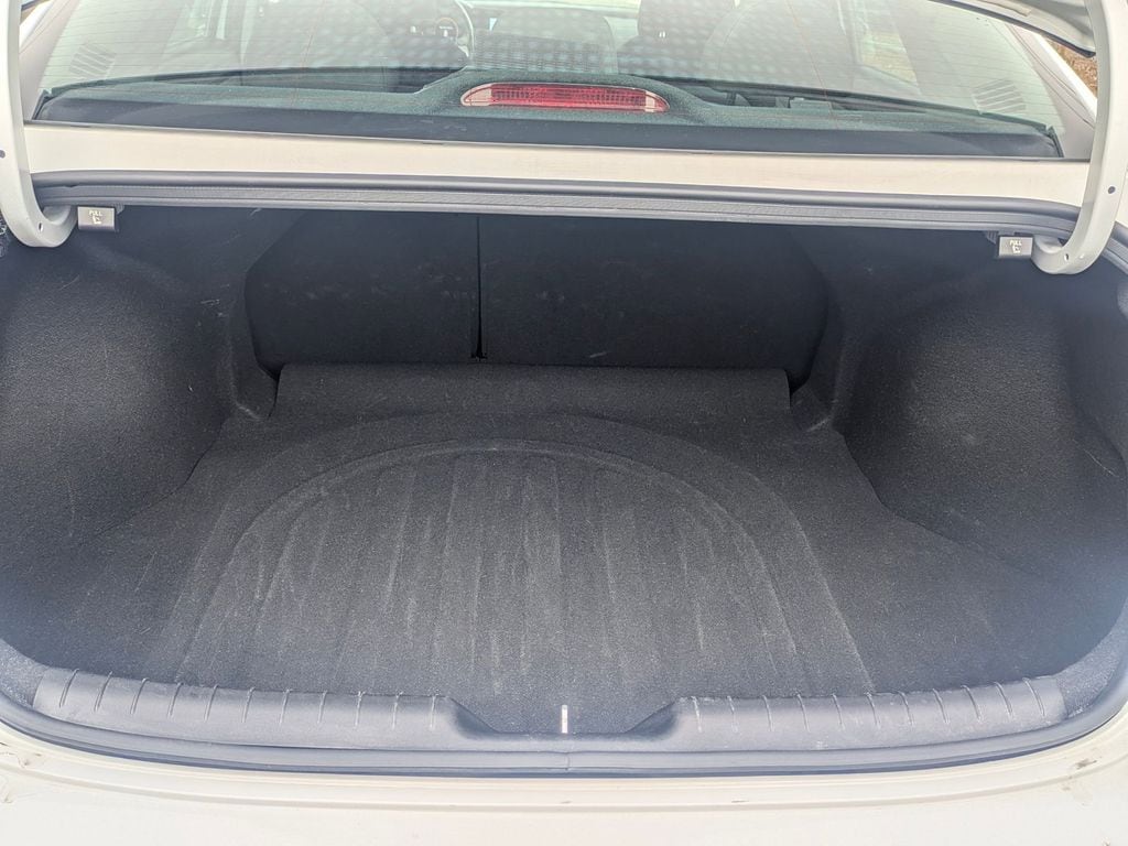 Thumbnail: 2025 Hyundai Elantra - 37