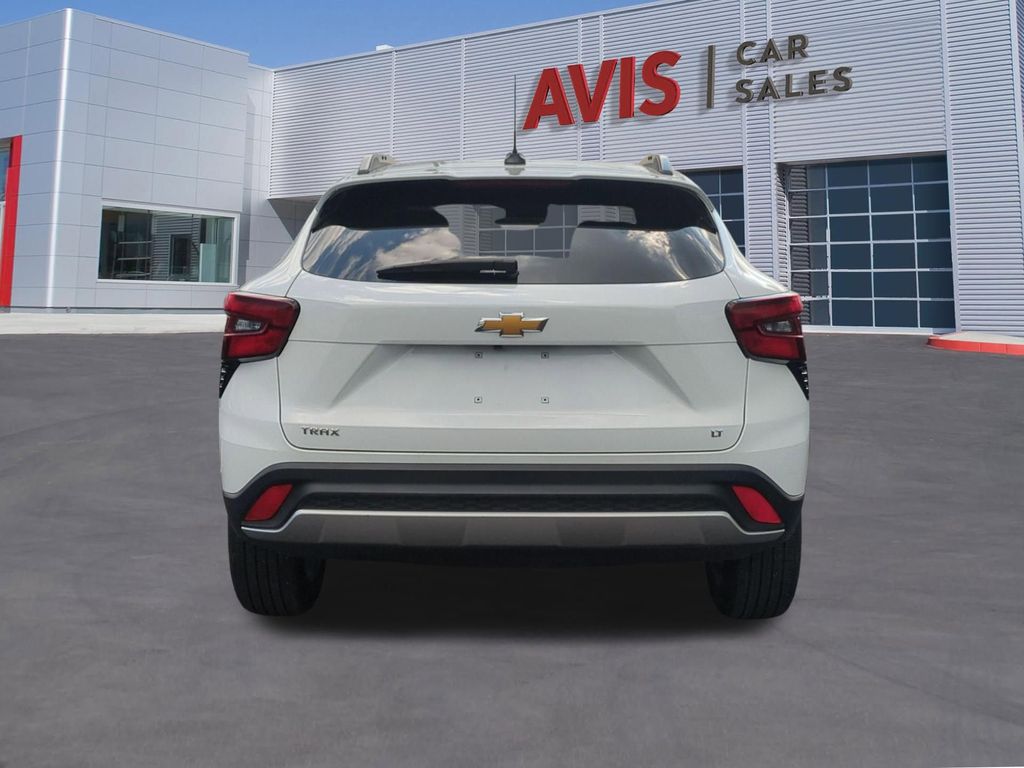 Thumbnail: 2025 Chevrolet Trax - 9