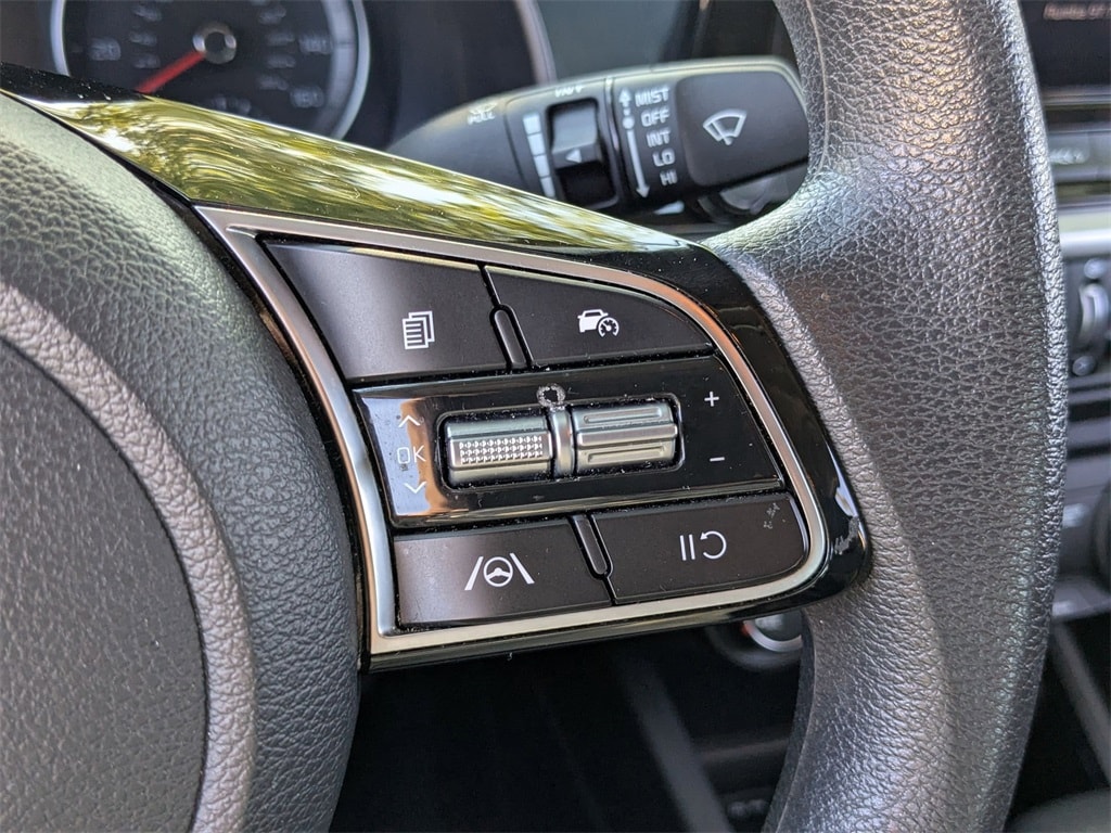 Thumbnail: 2024 Kia Forte - 17