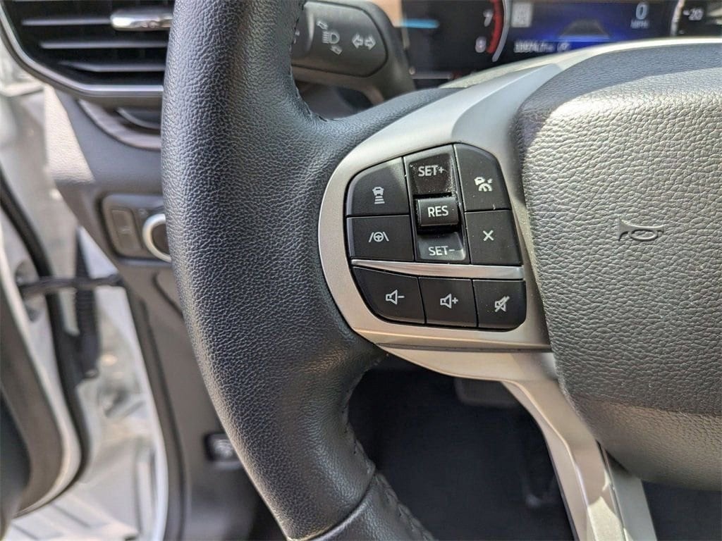 Thumbnail: 2023 Ford Explorer - 28