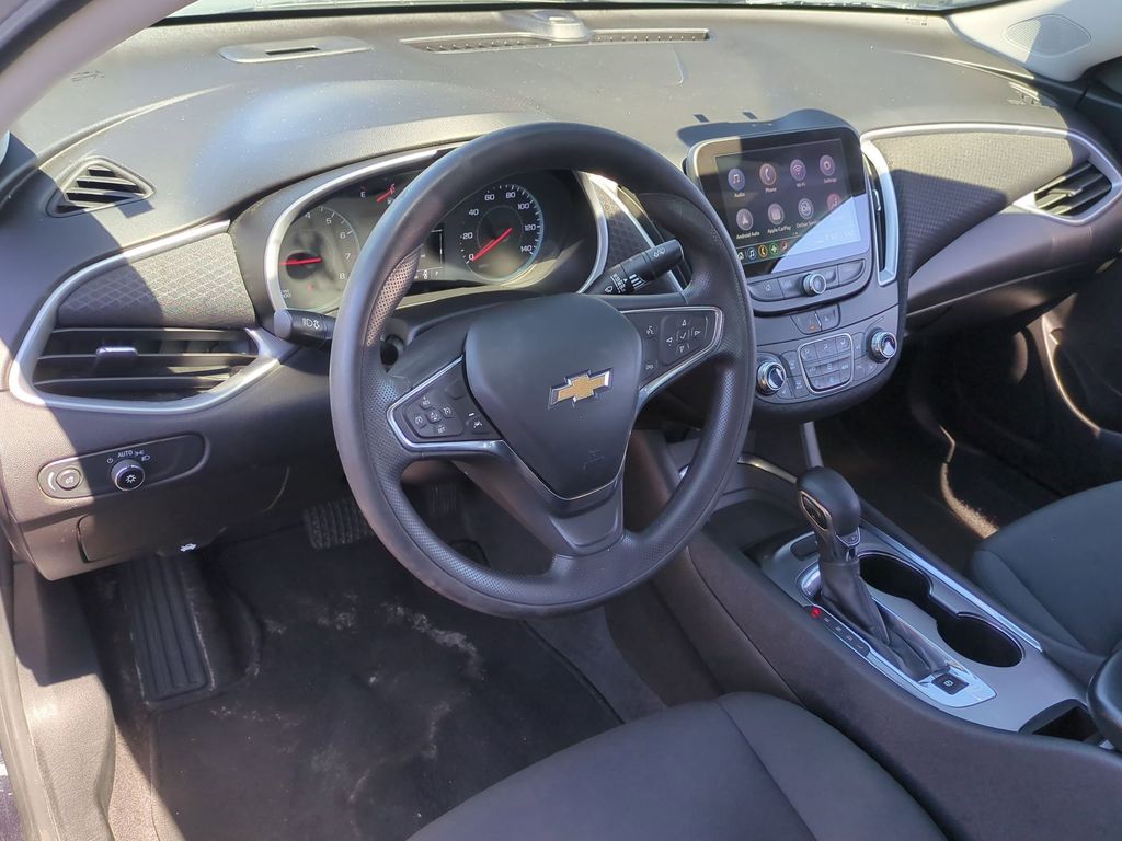 Thumbnail: 2023 Chevrolet Malibu - 13
