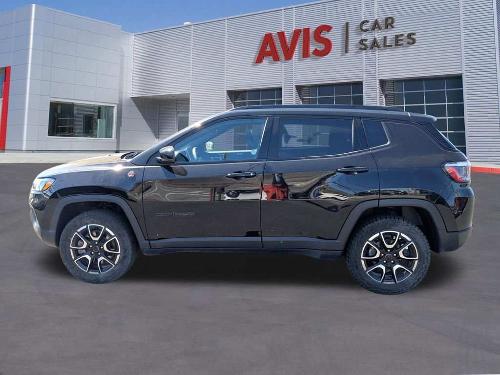 Thumbnail: 2025 Jeep Compass - 10