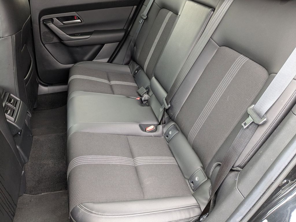 Thumbnail: 2025 Mazda CX-50 - 27