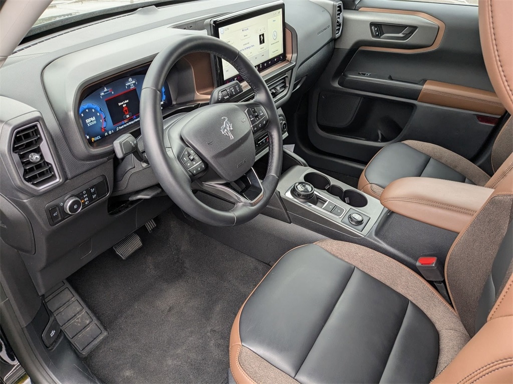 Thumbnail: 2025 Ford Bronco Sport - 17