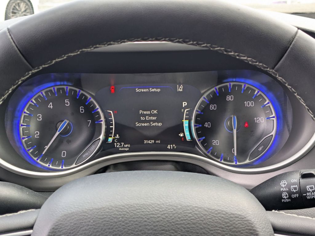 Thumbnail: 2025 Chrysler Pacifica - 20