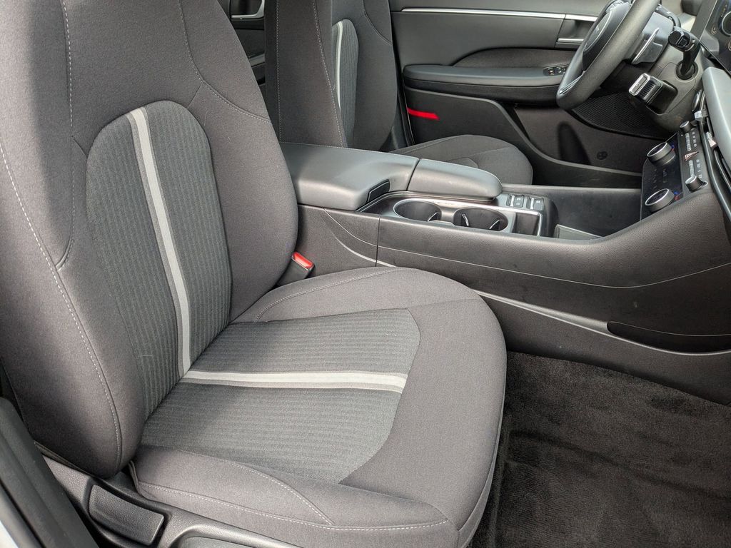 Thumbnail: 2025 Hyundai Sonata - 33