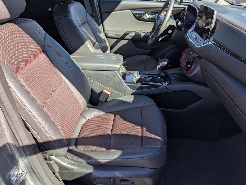 Thumbnail: 2025 Chevrolet Blazer - 36