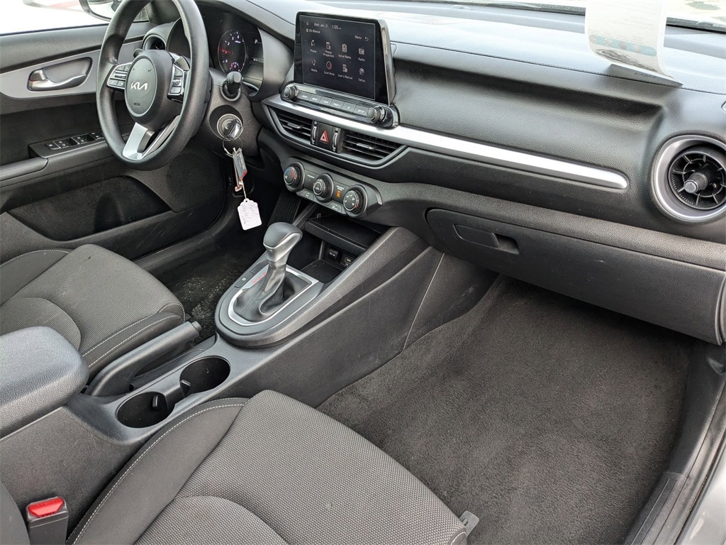 Thumbnail: 2024 Kia Forte - 34