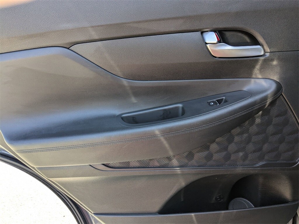 Thumbnail: 2023 Hyundai Santa Fe - 25