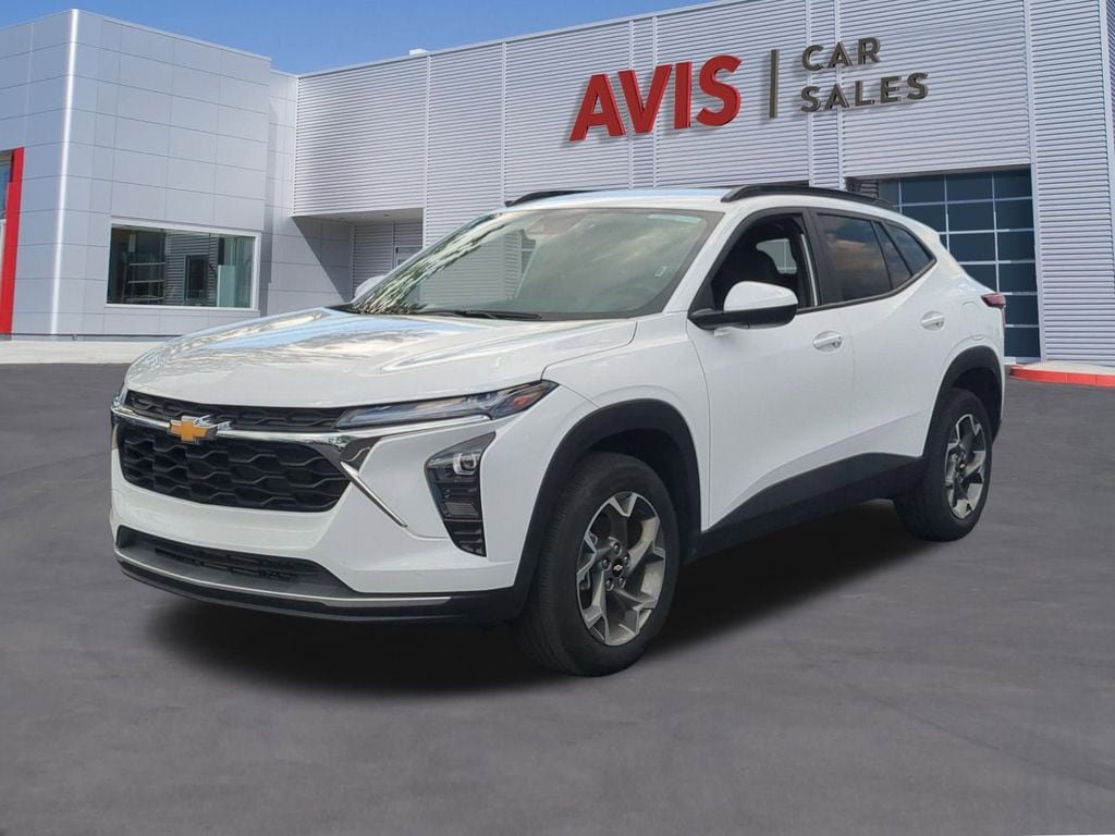 2025 Chevrolet Trax LT's photo