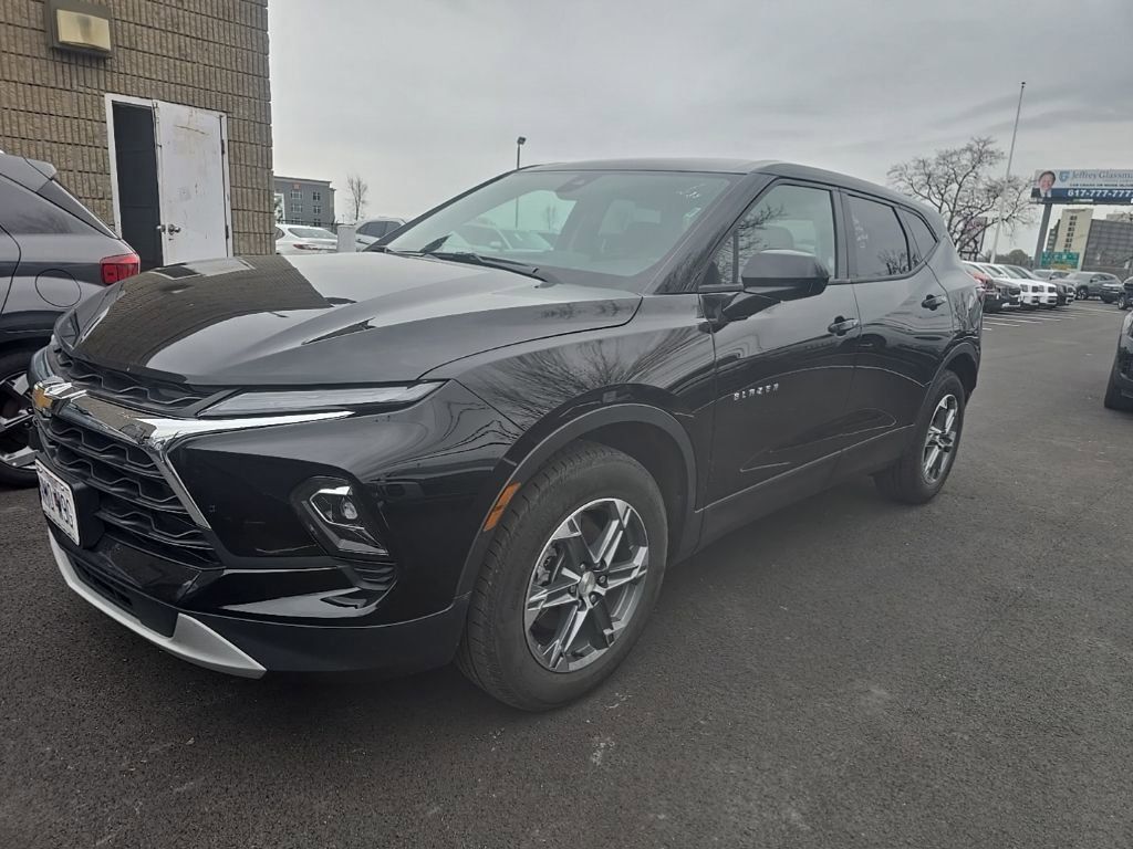 Thumbnail: 2025 Chevrolet Blazer - 1