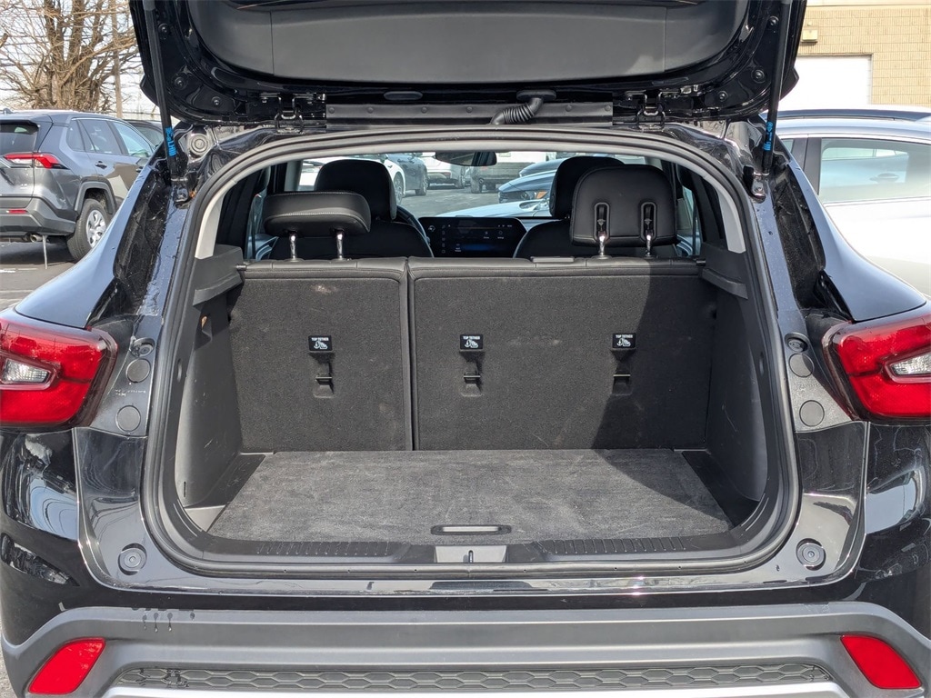 Thumbnail: 2025 Chevrolet Trax - 31