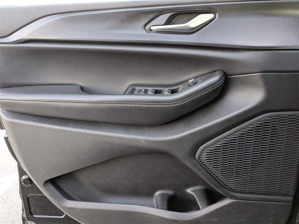 Thumbnail: 2024 Jeep Grand Cherokee - 13