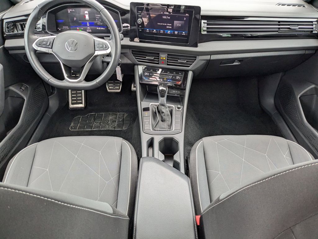 Thumbnail: 2025 Volkswagen Jetta - 30