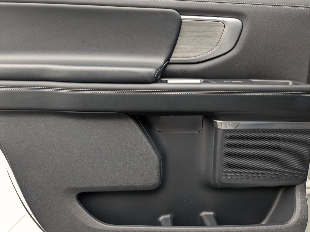 Thumbnail: 2025 Ford Expedition MAX - 27