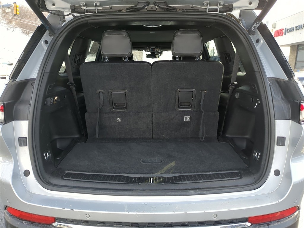 Thumbnail: 2024 Jeep Grand Cherokee L - 29