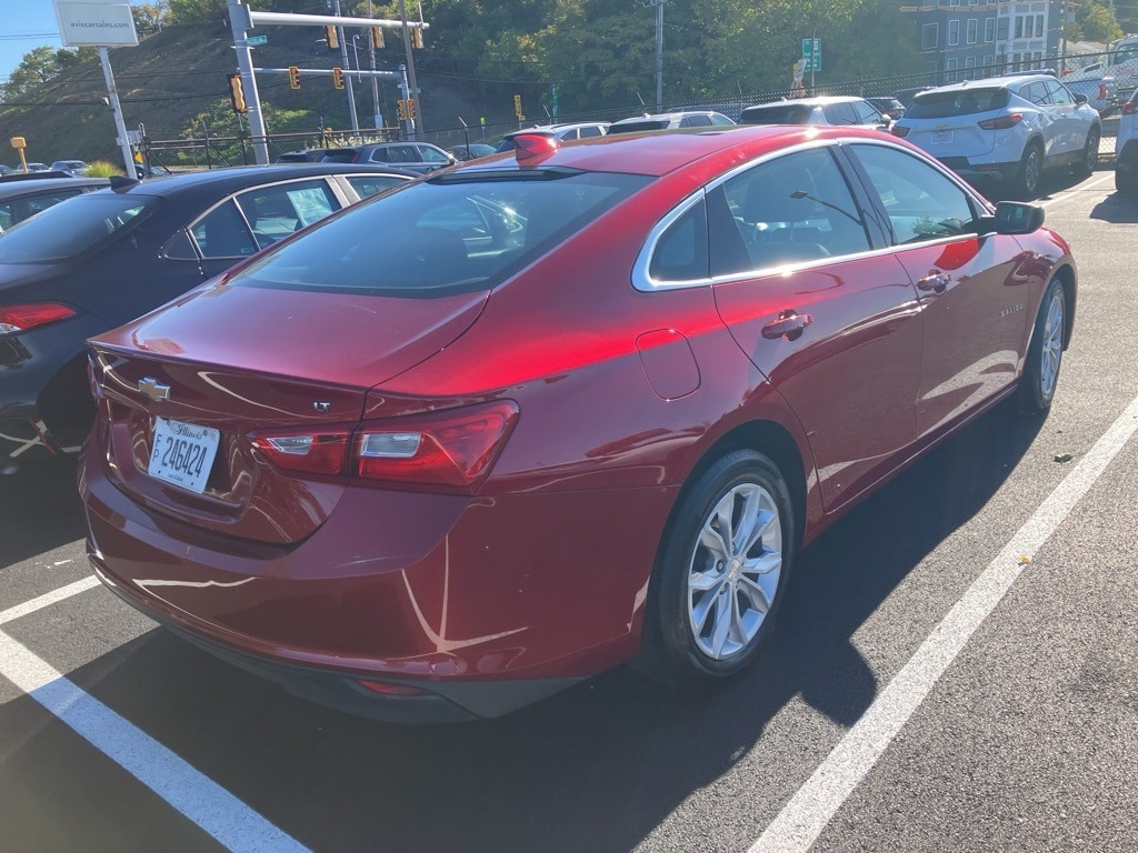 Thumbnail: 2024 Chevrolet Malibu - 3