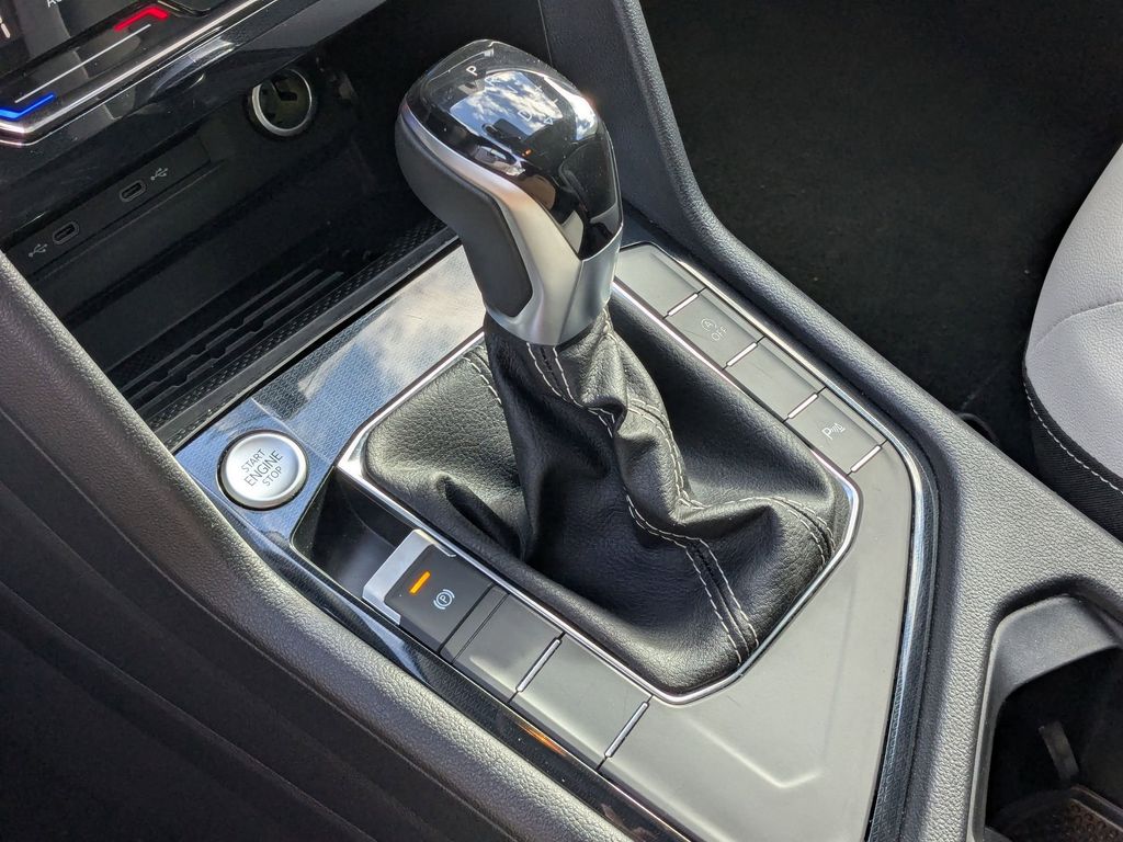 Thumbnail: 2025 Volkswagen Taos - 23