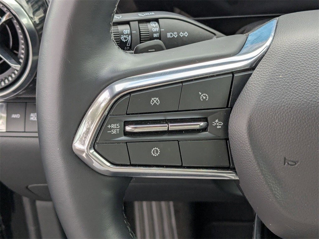 Thumbnail: 2025 Chevrolet Equinox - 18