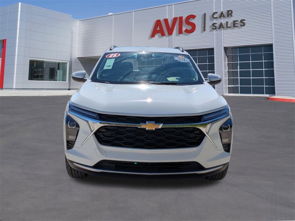 Certified 2025 Chevrolet Trax LT SUV