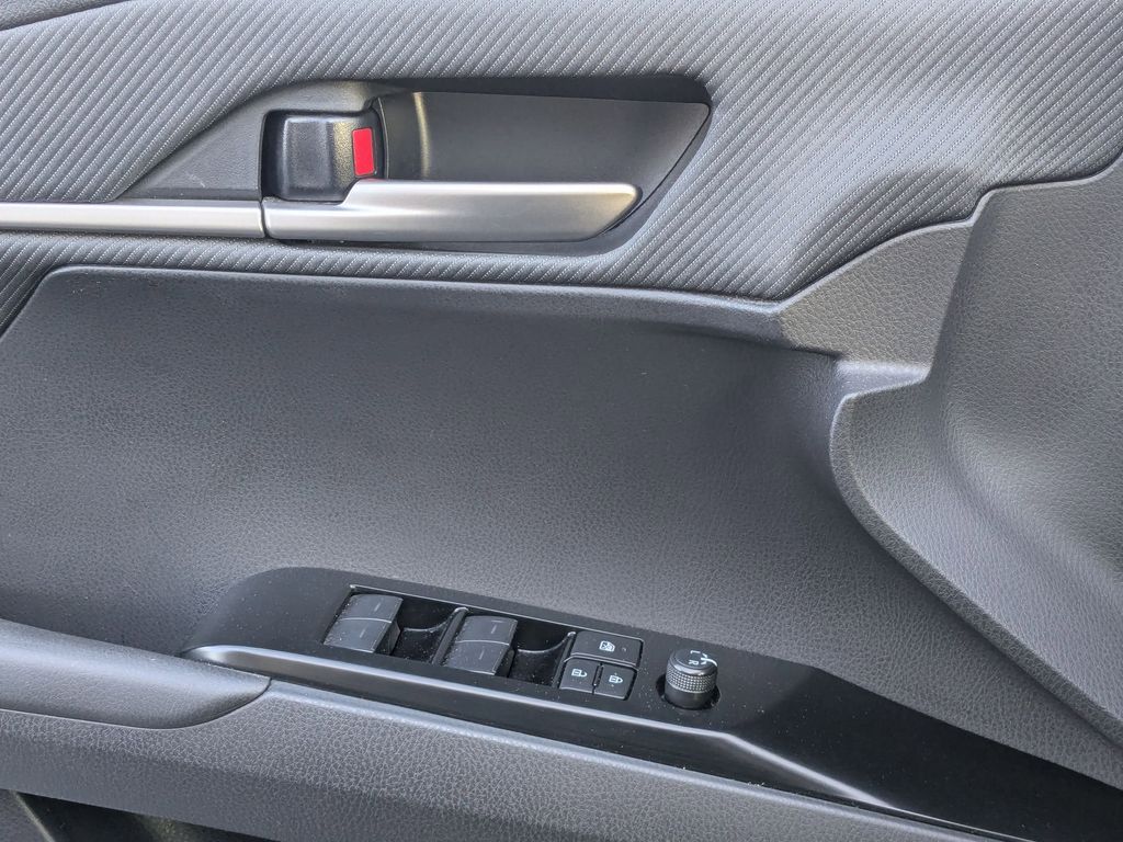 Thumbnail: 2025 Toyota Camry - 14