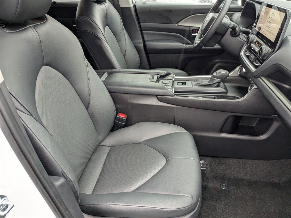 Thumbnail: 2025 Toyota Grand Highlander - 37