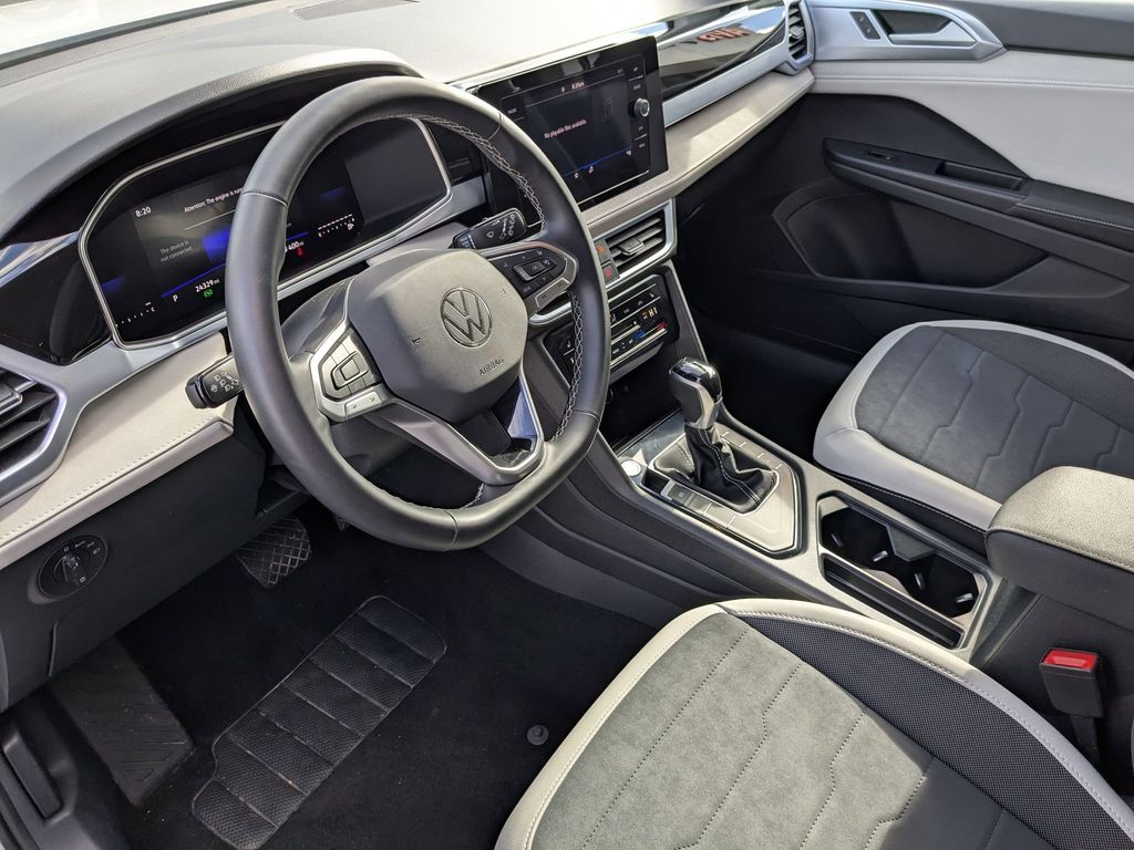 Thumbnail: 2025 Volkswagen Taos - 15