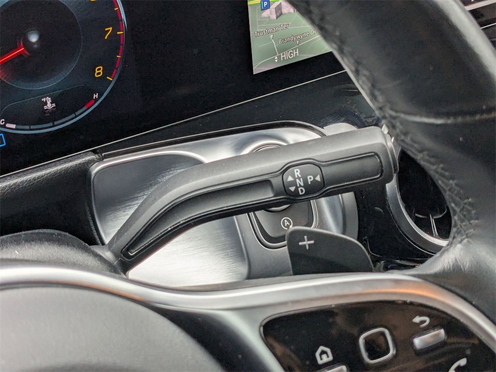 Thumbnail: 2023 Mercedes-Benz GLB - 28