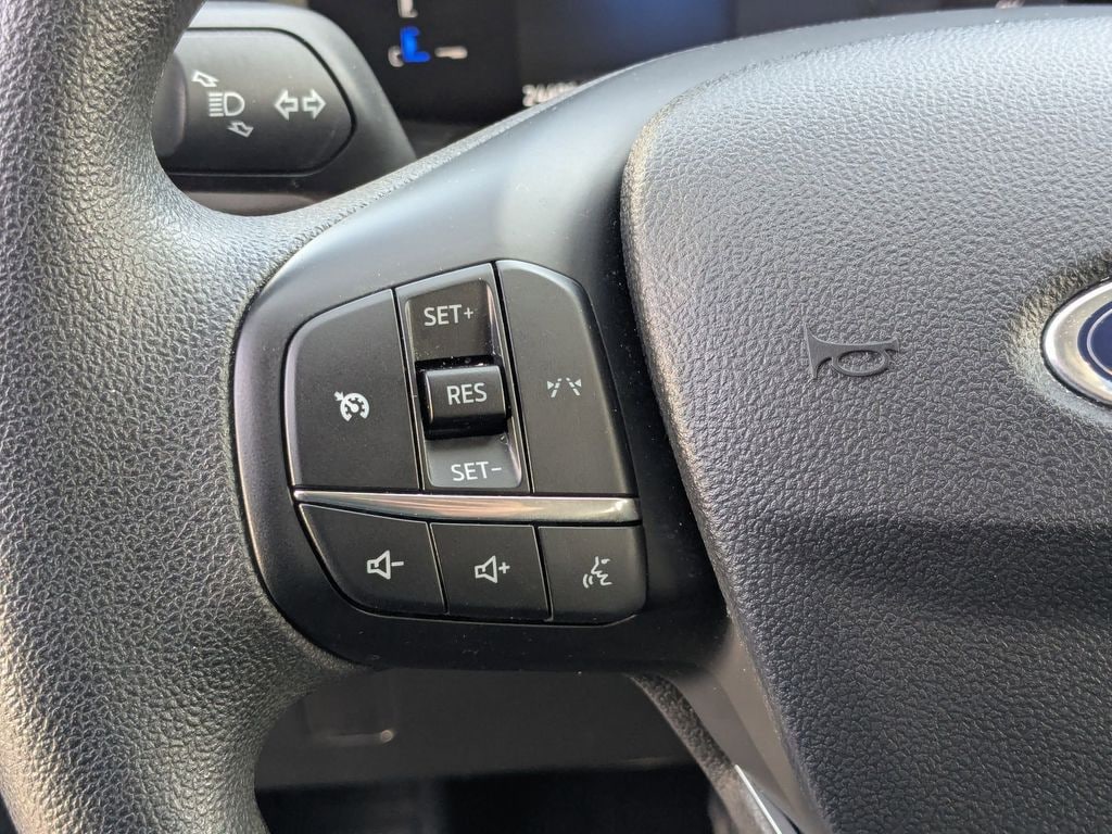 Thumbnail: 2025 Ford Escape - 17