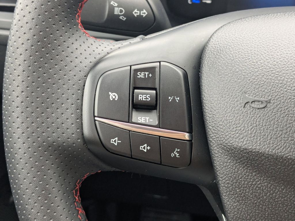 Thumbnail: 2025 Ford Escape - 18