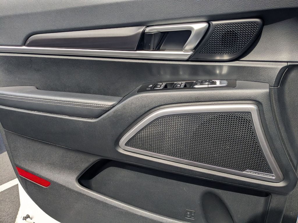 Thumbnail: 2025 Kia Telluride - 11