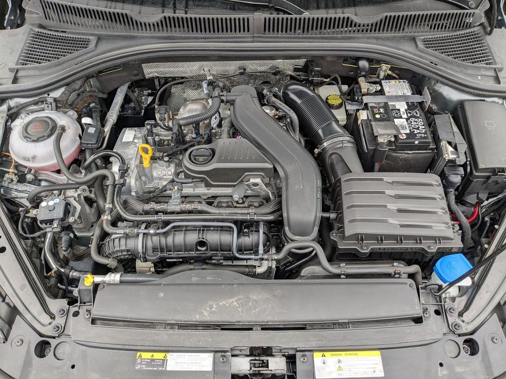 Thumbnail: 2025 Volkswagen Jetta - 36