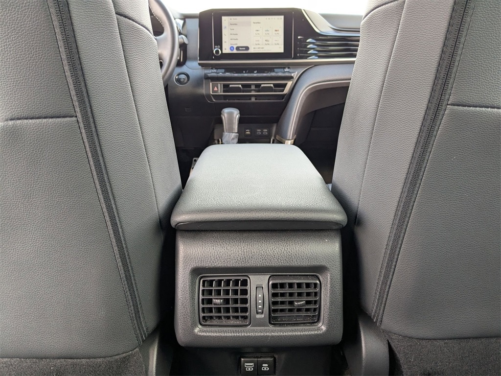 Thumbnail: 2025 Toyota Camry - 30