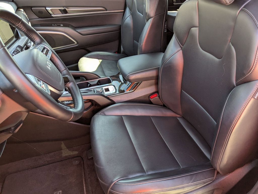 Thumbnail: 2025 Kia Telluride - 16