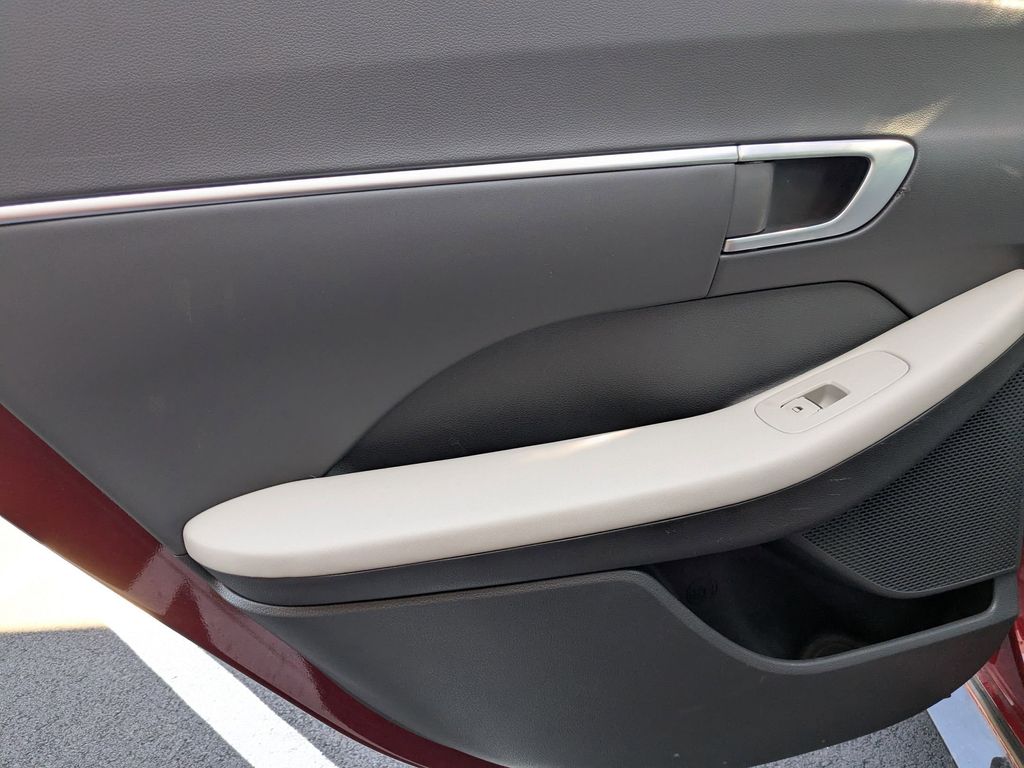 Thumbnail: 2025 Hyundai Sonata - 25