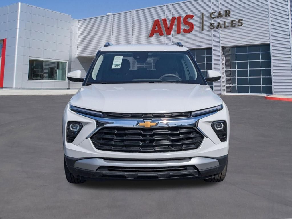 Thumbnail: 2025 Chevrolet TrailBlazer - 2