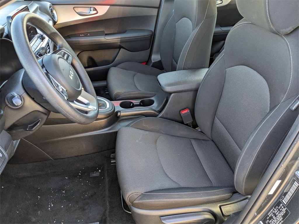 Thumbnail: 2024 Kia Forte - 13