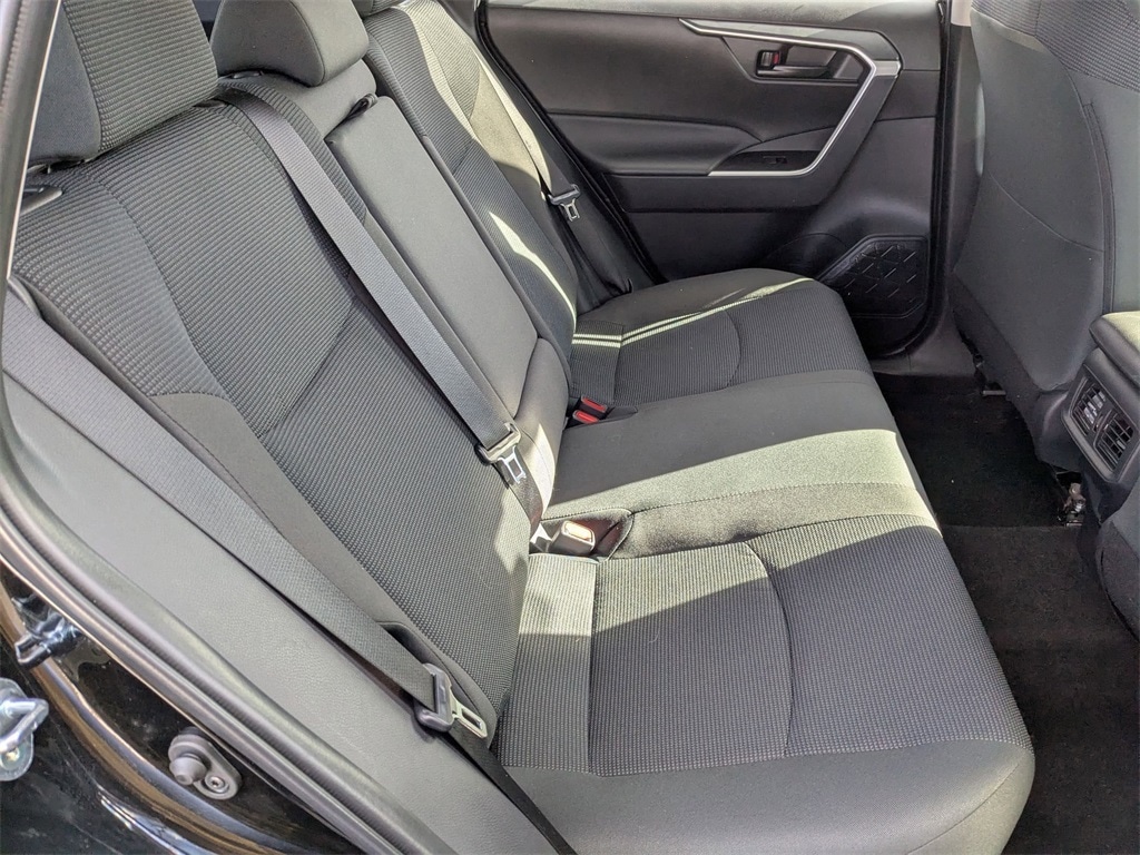 Thumbnail: 2025 Toyota RAV4 - 36