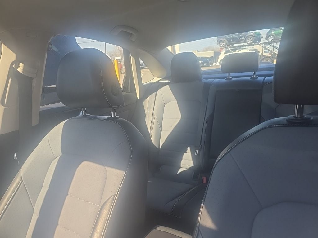 Certified 2025 Volkswagen Jetta 1.5T SE Sedan