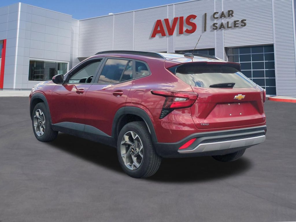 Thumbnail: 2025 Chevrolet Trax - 10